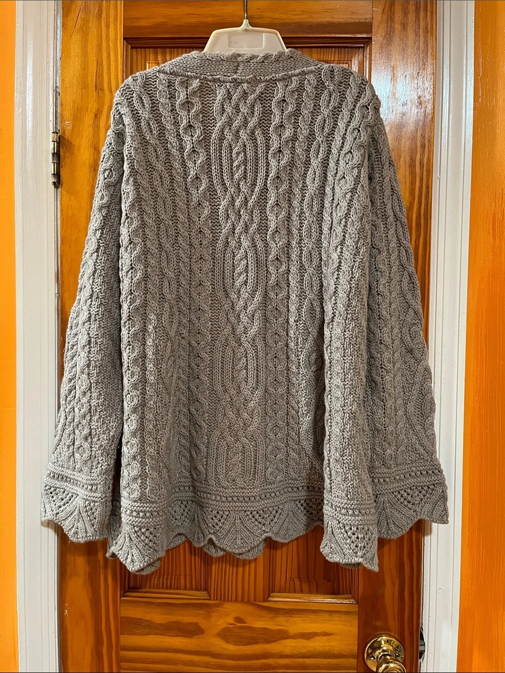 Aran Crafts Ireland 100% Merino Wool Chunky Cable Knit Cardigan Light Taupe - Picture 9 of 13